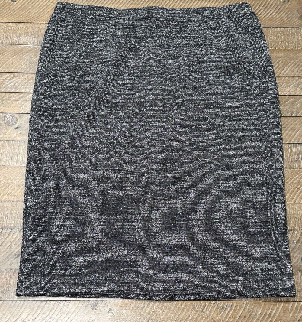 Chelsea & Theodore Black/ White Heathered PULL ON Skirt - Women's Size XL